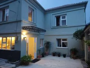 Traditional House L&A Korçë - Boboshticë