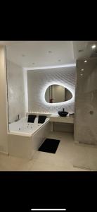 Love room