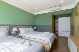 Phòng Gia Đình Nhìn Ra Biển (Family Room with Sea View)