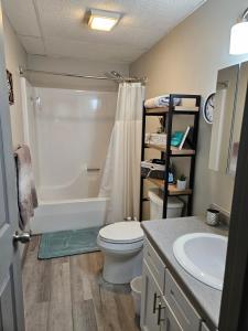 Mountain View Retreat 5 min to LMU