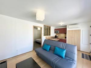 Appartements Sous les Palmiers - Neuf - Parking - Centre - Tele : photos des chambres