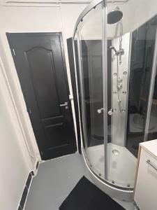 Appartement rez-de-chaussée, centre-ville