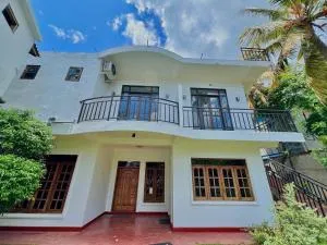 The Chance City Inn - 恩比利皮蒂耶