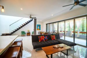 Villa Ewa - Private pool, high-speed internet, modern style, perfect for families and digital nomads