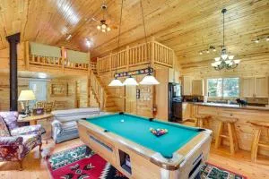 Hike, Unwind and Bring Your Pet Deadwood Cabin! - ديدوود