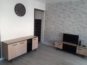 Charmant studio bien équipé - Brouilla