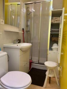 Appartements VILLERS DEAUVILLE NOUVEAU STUDIO 2 Pers 30m de la plage : photos des chambres
