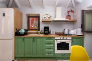 olive grove by the sea 30m from the beach