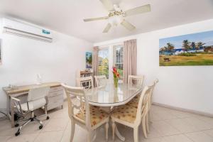 Vida Mejor - East Pool