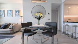 SUNSET WAVES sweet apartment