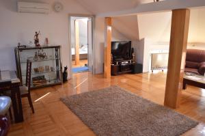 HOTEL Crystal Lights