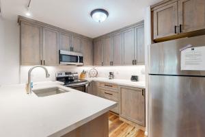 2 Bed 2 Bath Apartment in Carnelian Bay