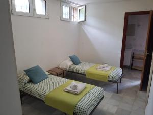 espectacular villa puerto marina playa