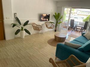 Apartamento a 100 m de la playa , todo nuevo