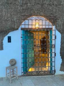 Cuevas Oro y Arcilla