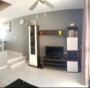 Duplex El Cortijo, LasAmericas