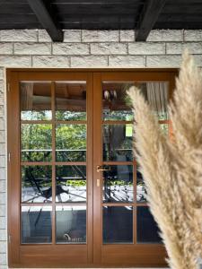 Countryside cottage with mountain view