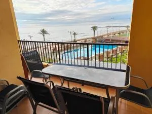 alojamiento entero primera línea port saplaya - Port Saplaya