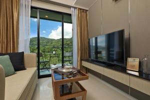 Mountain view Apartment Surin Beach 716 by CapitalPro