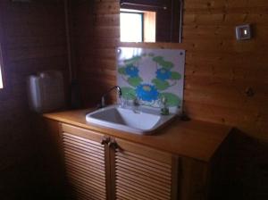 Mysig Fäbod med Öppenspis, WC, Vatten & solceller