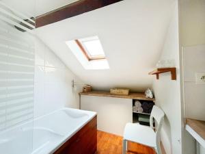 Appartements Somptueux appartement duplex proche RER : photos des chambres