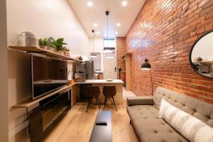 Stylish downtown apartment in Grand Forks, BC