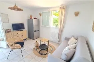 Apartment with balcony and 360 sea view - Villanova