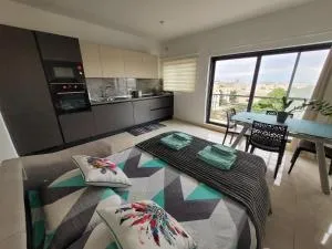 1 Bedroom Apartment with a View - 比尔基卡拉