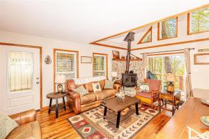 Treetops Retreat