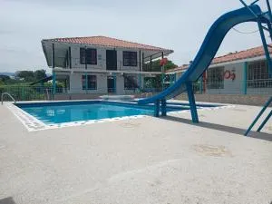 HotelSueños de Acapulco-Eje cafetero-Quindio - La Esmeralda