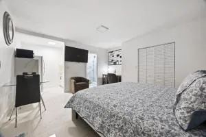 Nice,Stylish King Bed Studio - 米拉玛