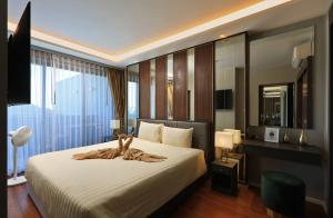 2bdr Apartment with Jacuzzi SeaView by CapitalPro 307