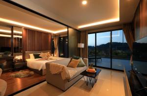 2bdr Apartment with Jacuzzi SeaView by CapitalPro 307