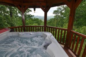 Cherokee Ridge Retreat