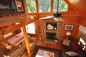 Cherokee Ridge Retreat