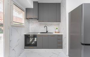 Stunning Apartment In Biograd With Wifi