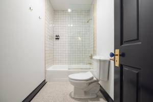 Deluxe Double Room room in Hotel Hardware