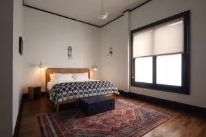 Hotel Hardware - Pullman