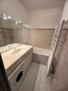 Résidence Lauriers - Appartement T3 dans le Domaine de la Coudoulière a proximité de la mer MAE-7021