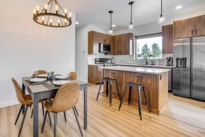 Mtn-View Slopeside Chalet in Granby Ranch!