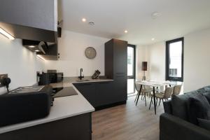 York Minster Icona 239 - FREE parking and gym!