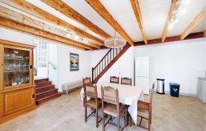 Nice Home In Terres-De-Haute-Charen