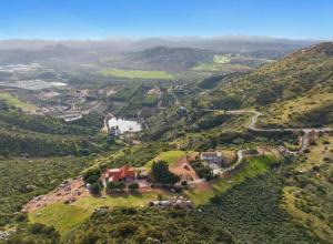 Breathtaking Retreat