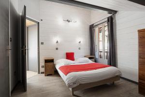 Chalets Chalet les 4 saisons - Ski, parking et jardin : photos des chambres