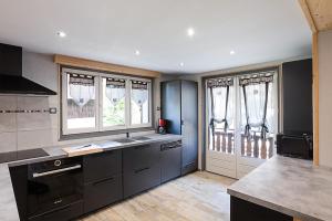 Chalets Chalet les 4 saisons - Ski, parking et jardin : photos des chambres