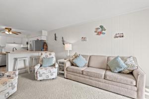 A Place at The Beach 9530-2C