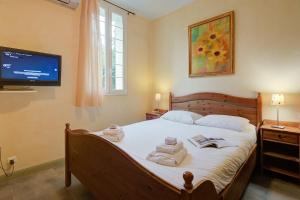 Villa Azzurra Front Beach - Happy Rentals