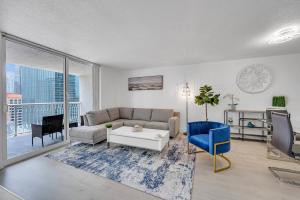 Modern HighRise 1BR Condo BrickellFreeParking