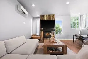 Minutes to Ski Resorts & Downtown, Yard, Fire Pit - 西乔丹