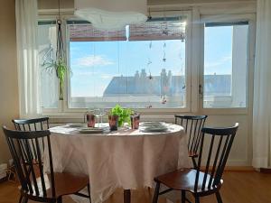 Scandinavian Art Apartment with Sauna